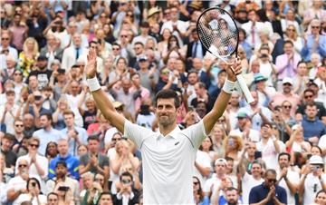 Wimbledon: Đoković izgubio set na putu do 80. pobjede