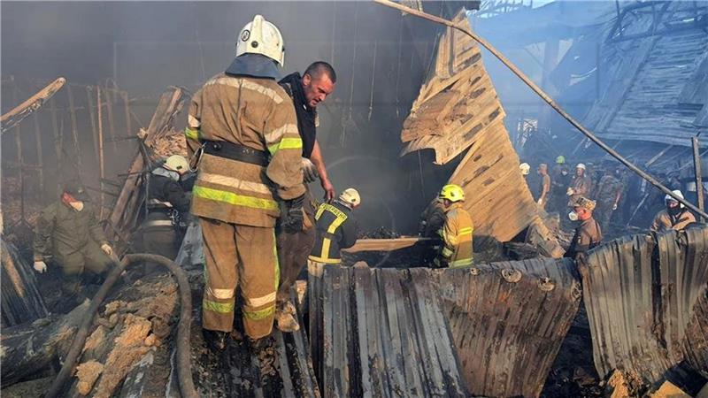 Najmanje 10 poginulo u ruskom raketnom napadu na trgovački centar, kaže Ukrajina