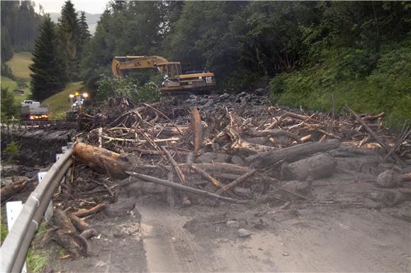 Poplave i klizišta u Austriji nakon noći snažnih kiša