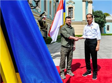 UKRAINE INDONESIA DIPLOMACY