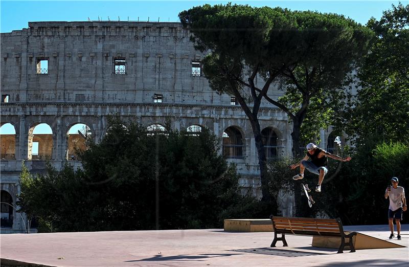 ITALY WORLD STREET SKATEBOARDING