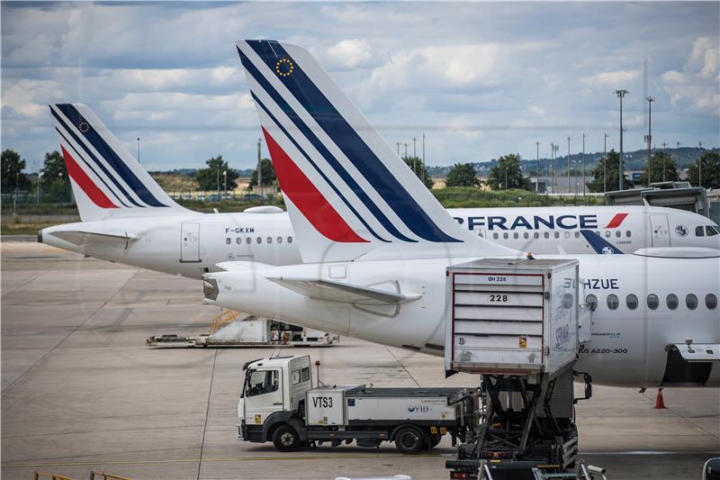 FRANCE AIRPORT WORKERS STRIKE