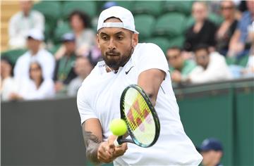 Wimbledon: Nadal lako, Kyrgios pobijedio Tsitsipasa