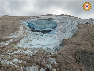 Italija: Nastavlja se potraga nakon pogibije najmanje šestero ljudi u Dolomitima