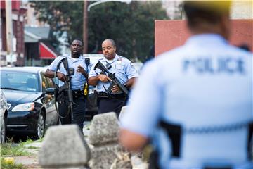 U pucnjavi u Philadelphiji ranjena dva policajca