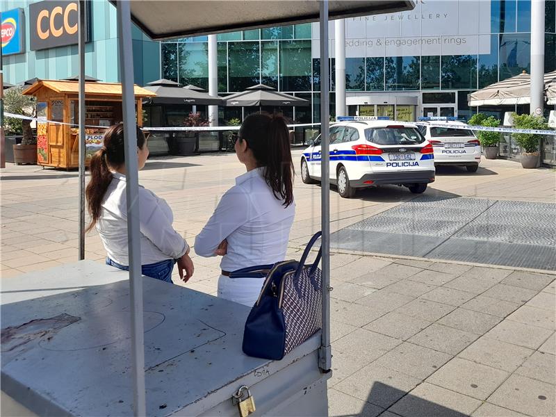 Trgovački centar Avenue Mall evakuiran zbog dojave o bombi