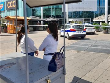 Trgovački centar Avenue Mall evakuiran zbog dojave o bombi