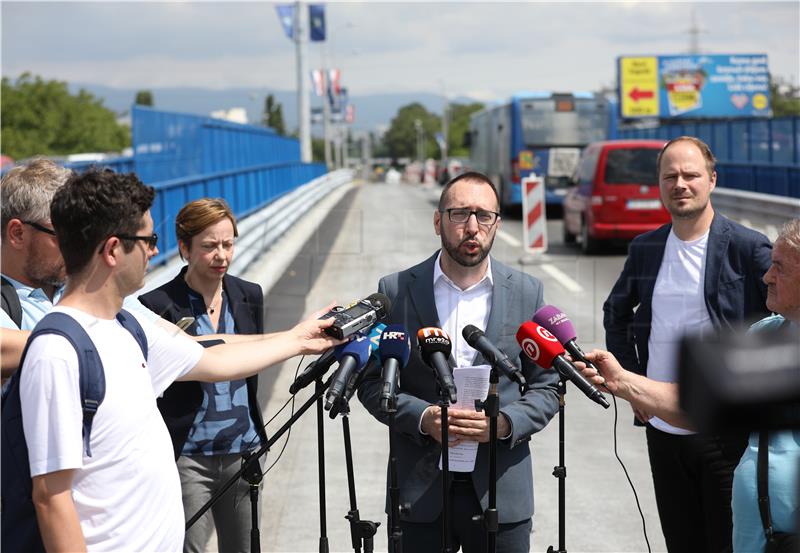 Gradonačelnik Tomašević u promet pustio nadvožnjak na Aveniji Većeslava Holjevca