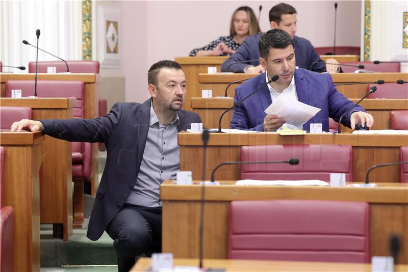 Parliamentary opposition says Grlić Radman is bad and incompetent minister