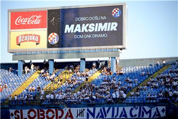 Navijači prije utakmice Superkupa Dinamo - Hajduk