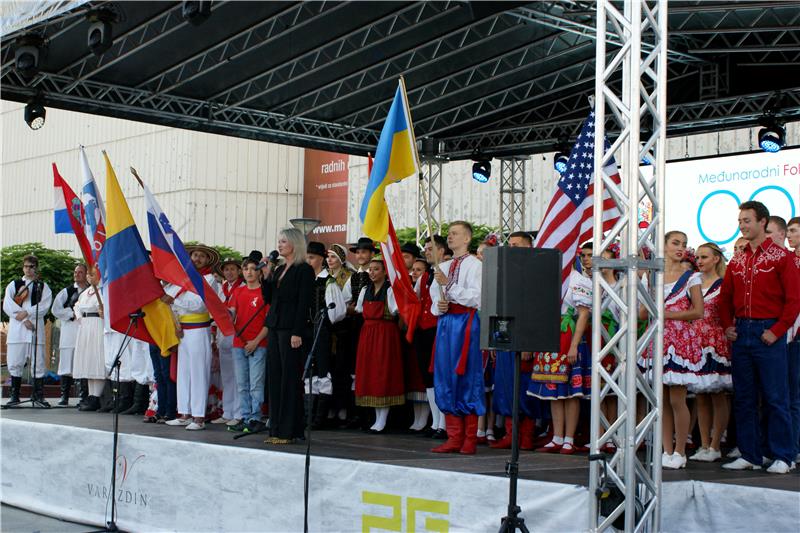 U Varaždinu otvoren prvi Međunarodni folklorni festival COFA