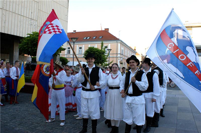 U Varaždinu otvoren prvi Međunarodni folklorni festival COFA