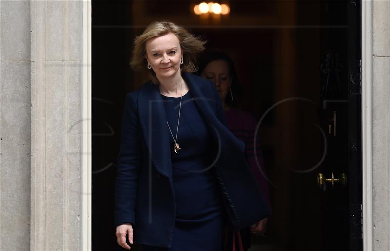 I britanska ministrica vanjskih poslova Liz Truss najavila kandidaturu 