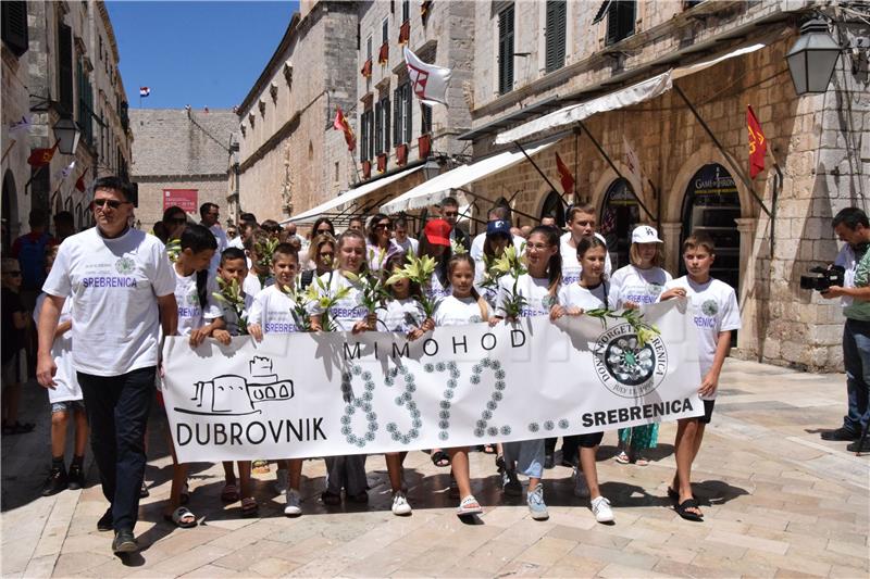 Dubrovnik: Mimohod sjećanja na srebrenički genocid