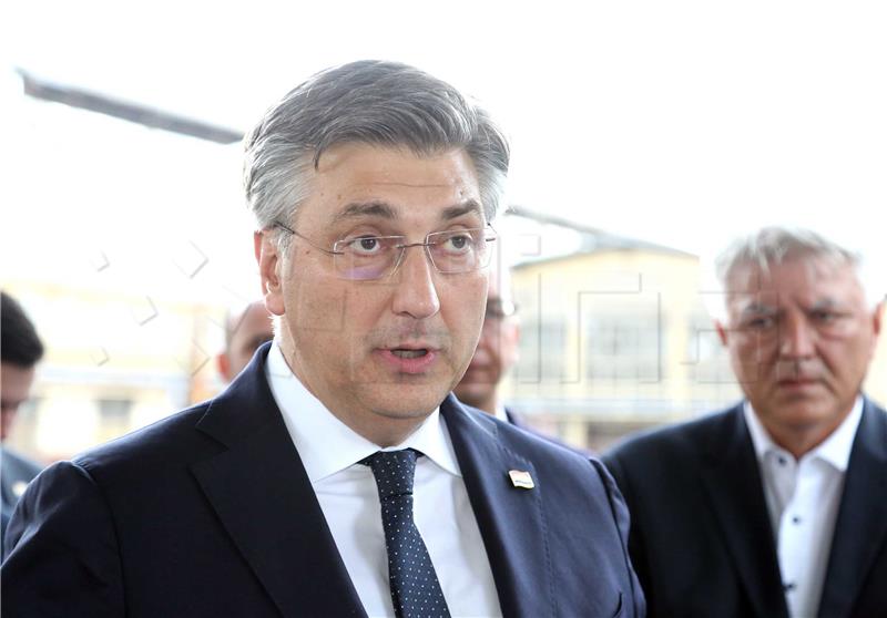 Plenković: Vlada će za dva tjedna objaviti gospodarske projekcije za 2023.