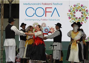 U Varaždinu završio prvi Međunarodni folklorni festival COFA