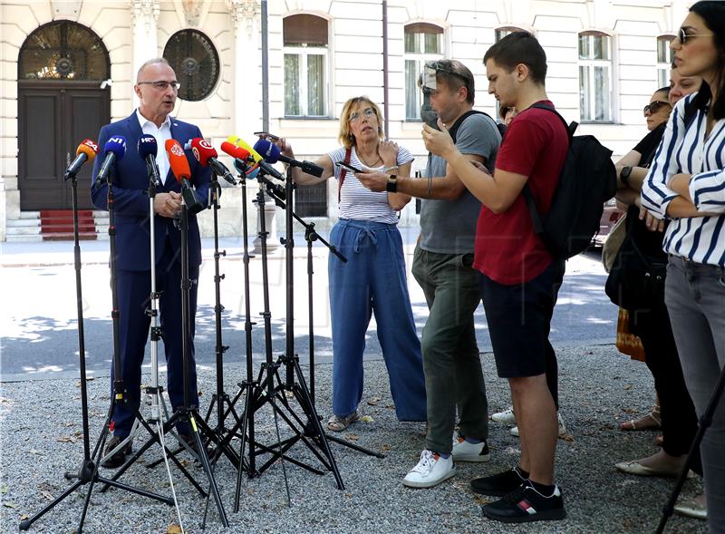 Konferencija za medije Gordana Grlića Radmana