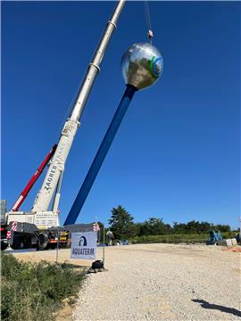 Na području Vrbovca postavljen 40 tona težak vodotoranj Gornjak 