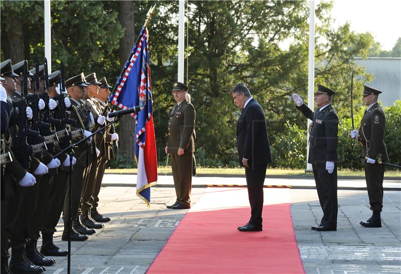 Predsjednik Milanović uručio počasne činove i odlikovanja