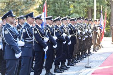 Predsjednik Milanović uručio počasne činove i odlikovanja