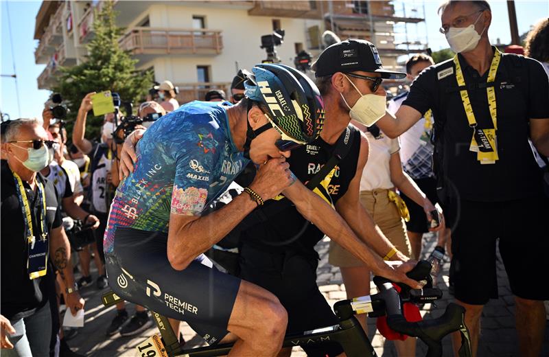 Tour: I Chris Froome odustao zbog koronavirusa