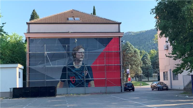 Mural Luke Modrića oslikan na Sveučilištu u Mostaru