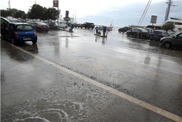 Rijeka: Stiglo osvježenje u Rijeku i na Kvarner