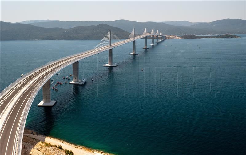 Slovenia sends Croatia letter of congratulation on Pelješac Bridge 