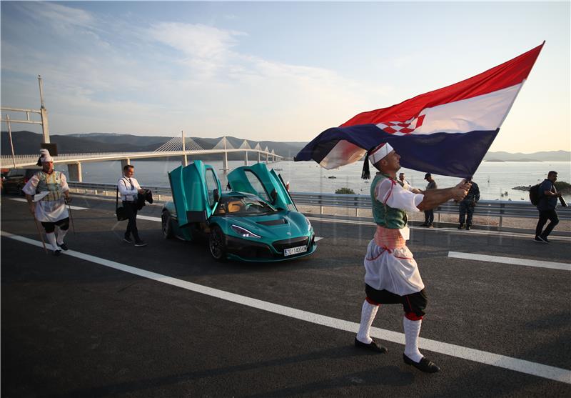 Rimac Nevera na otvaranju Pelješkog mosta