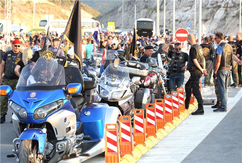 Veterani I. i IV. gardijske brigade i 163. brigade motociklima prešli Pelješki most