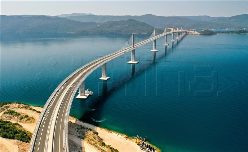 A few thousand cars expected to drive over Pelješac Bridge on 1st day