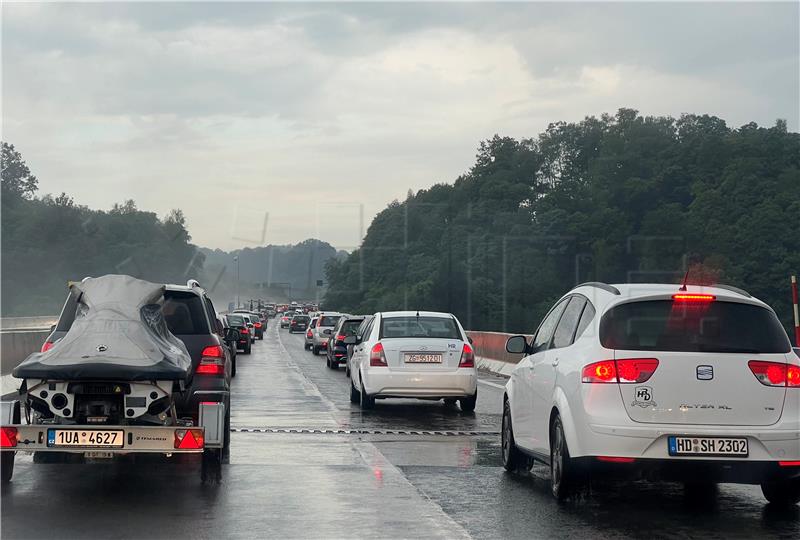 Gužva kod Karlovca na autocesti A1