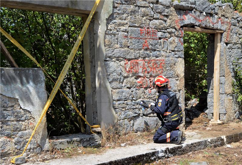 U Lovincu održana pokazna vježba traganja i spašavanja