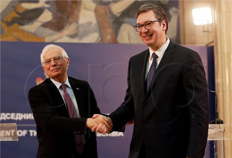 Borrell zove Vučića i Kurtija u Bruxelles na nastavak dijaloga