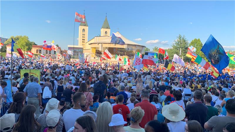 Deseci tisuća mladih iz više od 70 zemalja svijeta na Mladifestu u Međugorju