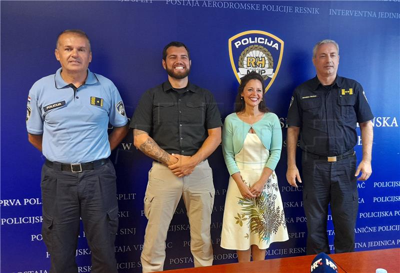 First American policeman patrols in Split