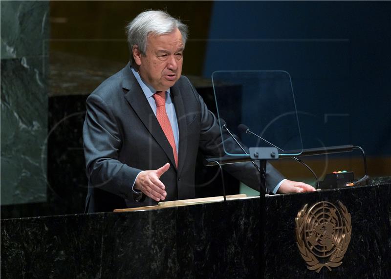 Dobit naftnih i plinskih kompanije je groteskna pohlepa - Guterres