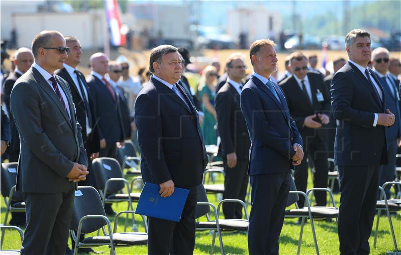 Središnja svečanost povodom Dana pobjede na stadionu NK Dinara