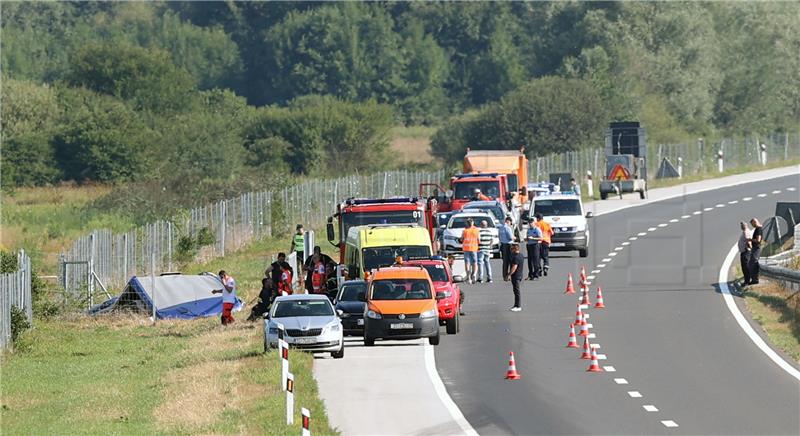 Na A4 u slijetanju poljskog autobusa više smrtno stradalih i ozlijeđenih