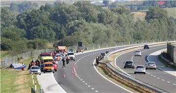 Na A4 u slijetanju poljskog autobusa više smrtno stradalih i ozlijeđenih