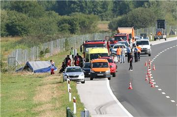 Na A4 u slijetanju poljskog autobusa više smrtno stradalih i ozlijeđenih