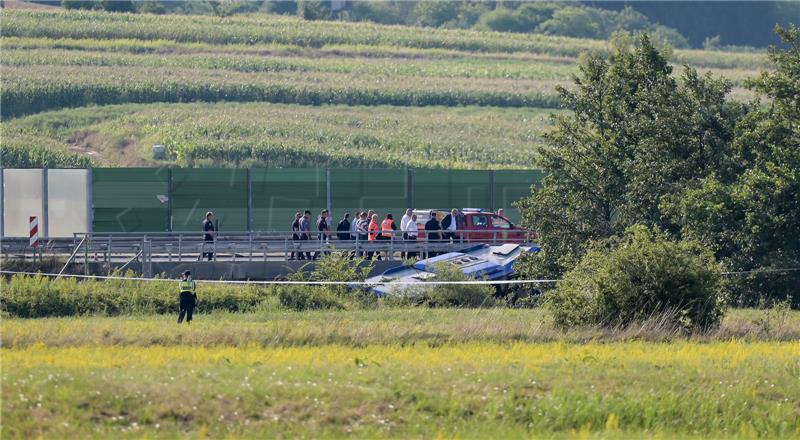 Na A4 u slijetanju poljskog autobusa više smrtno stradalih i ozlijeđenih