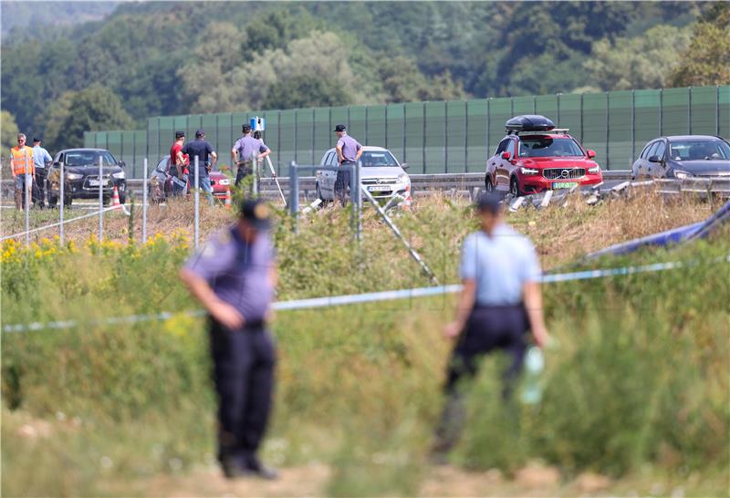 U prometnoj nesreći poginulo 12, a ozlijeđeno više od 40 putnika