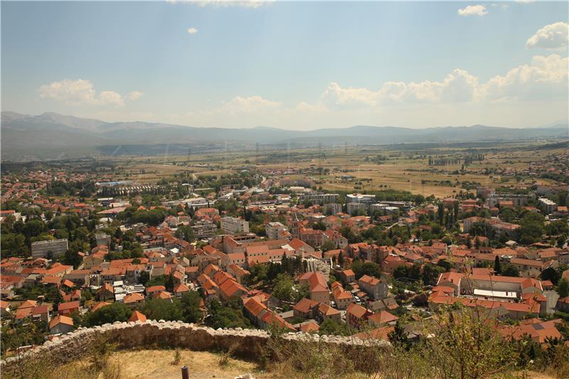 Panorama grada Sinja