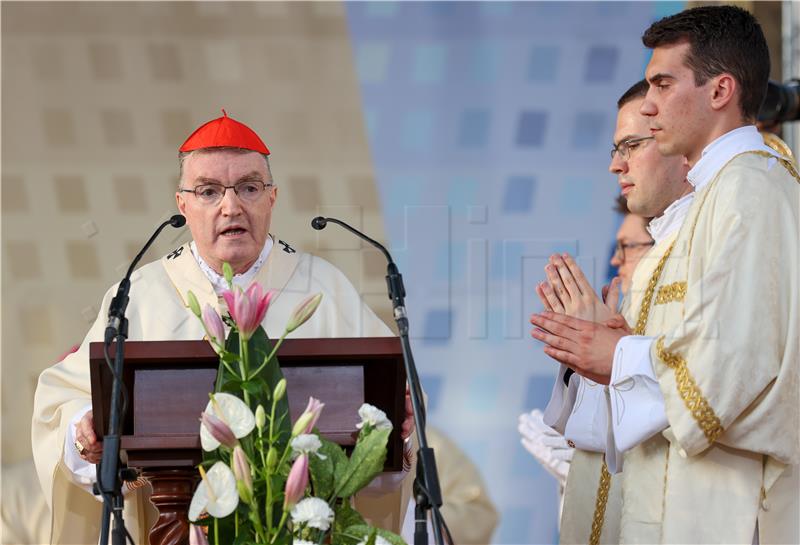 Kardinal Bozanić izrazio sućut obiteljima stradalih Poljaka