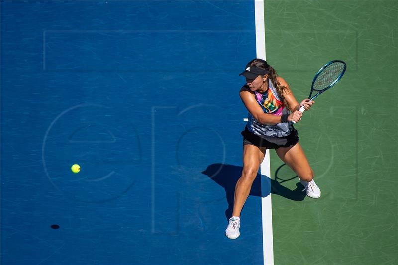 WTA Toronto: Halep protiv Pegule za mjesto u finalu