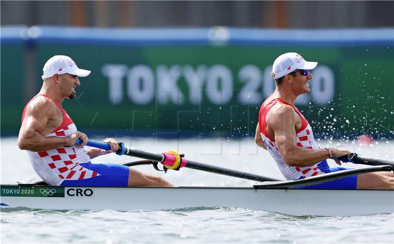 Sinković brothers win gold at European Rowing Championships