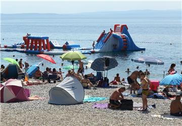 Rijeka: Riječke plaže pune kupača