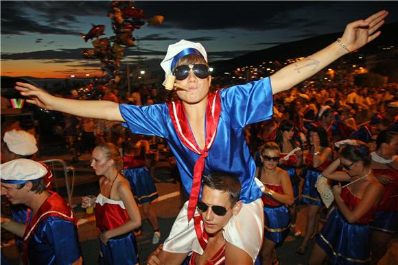 2,000 costumed revelers attend 49th Senj International Summer Carnival