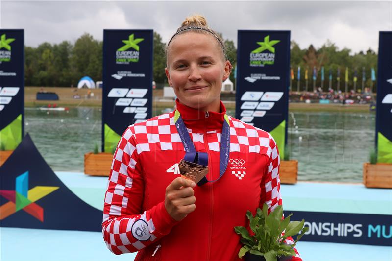  Croatia's Tot wins bronze in women's canoe single 500m at European championships